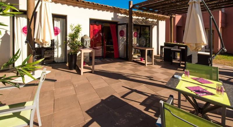 Hotel Domaine Le Milos Castries Zewnętrze zdjęcie