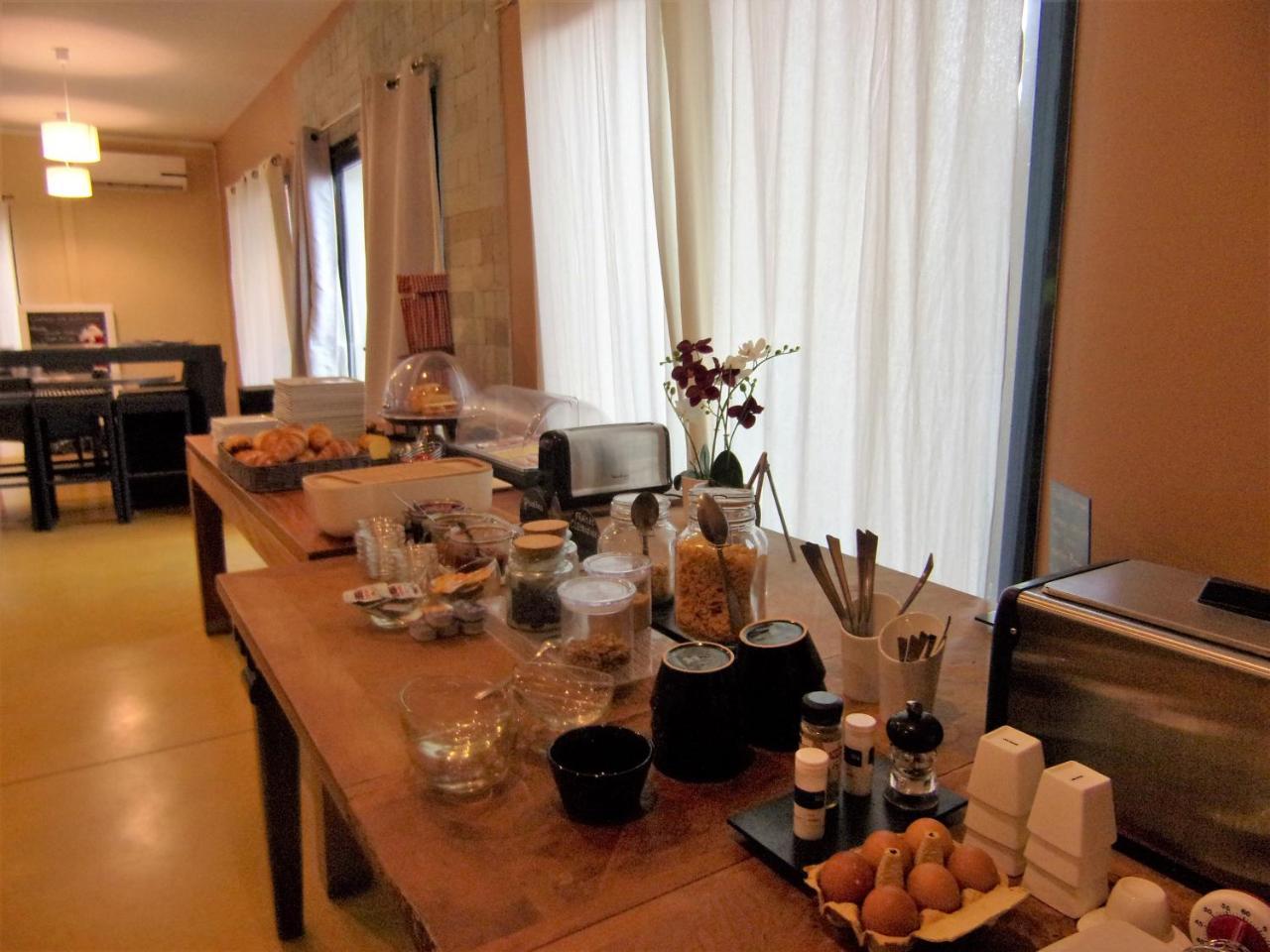 Hotel Domaine Le Milos Castries Zewnętrze zdjęcie