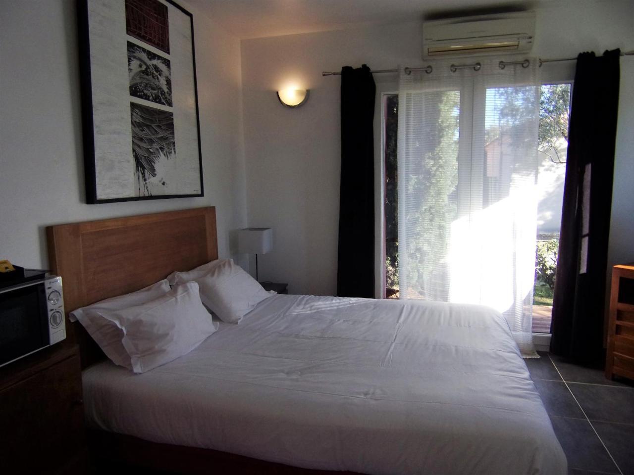 Hotel Domaine Le Milos Castries Zewnętrze zdjęcie
